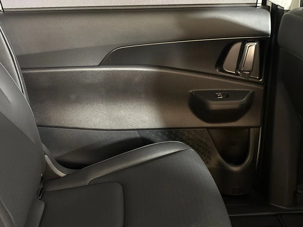 New 2026 Snow White Pearl Kia SX Prestige image 21