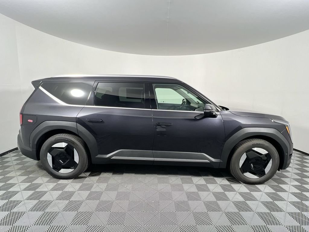 New 2026 Panthera Metal Kia Light Long Range RWD image 2
