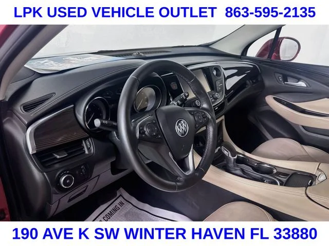 Used 2019 Red Buick Essence image 9