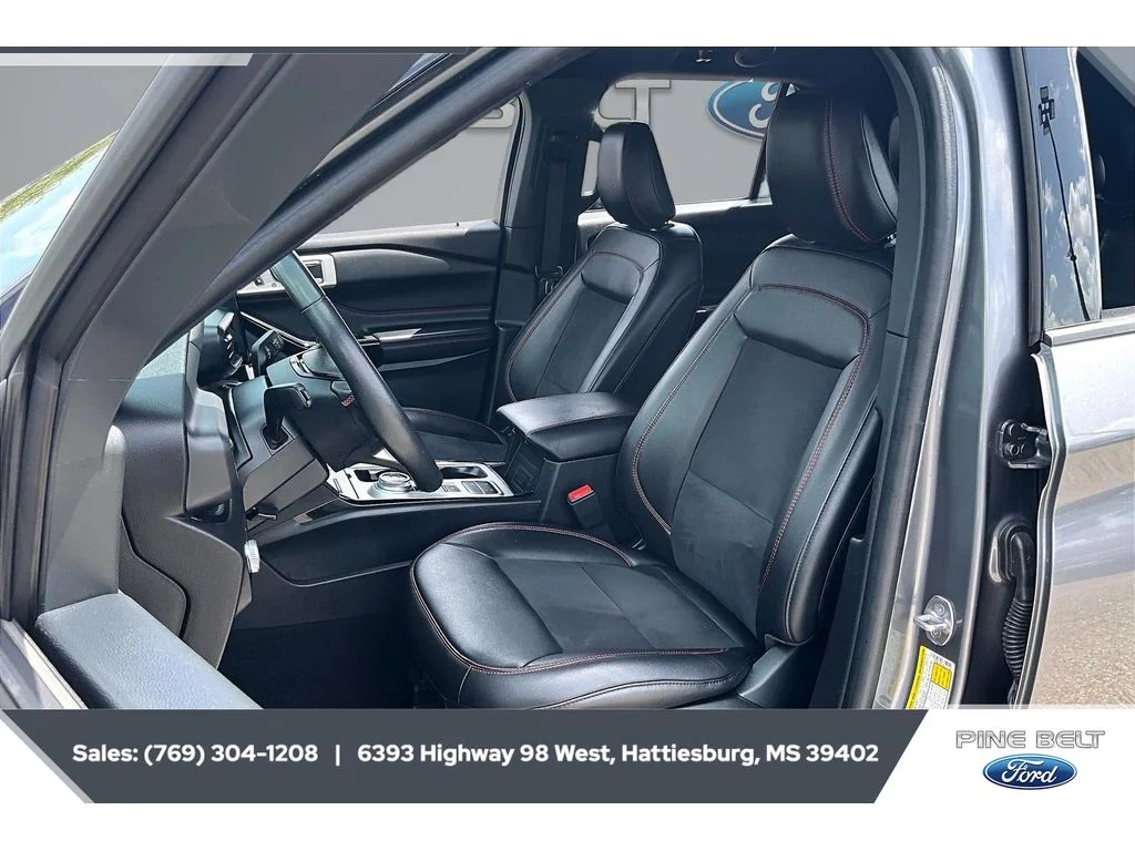 Used 2022 Carbonized Gray Metallic Ford ST-Line image 18