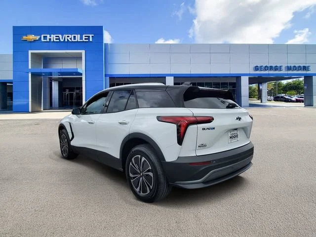 2025 Chevrolet Blazer EV LT - Photo 3
