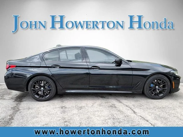 Used 2022 Black BMW 540i xDrive image 3