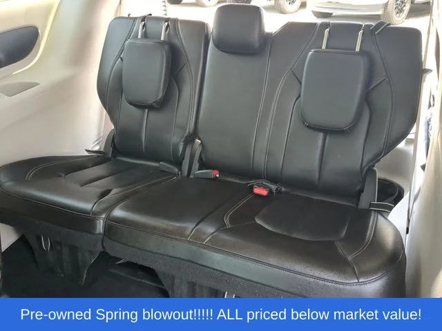 Used 2023 Black Chrysler Touring L image 34