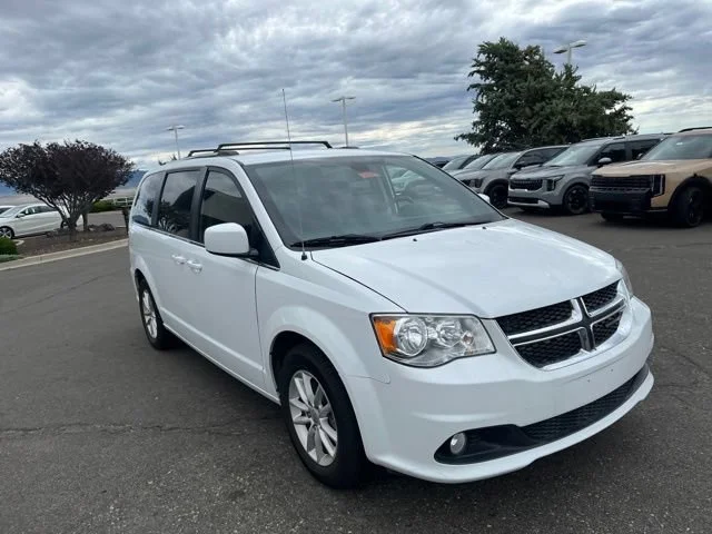 Used 2019 White Knuckle Clearcoat Dodge SXT image 4