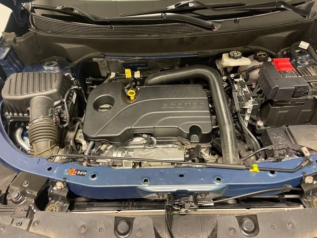 Used 2026 Lakeshore Blue Metallic Chevrolet LT image 29