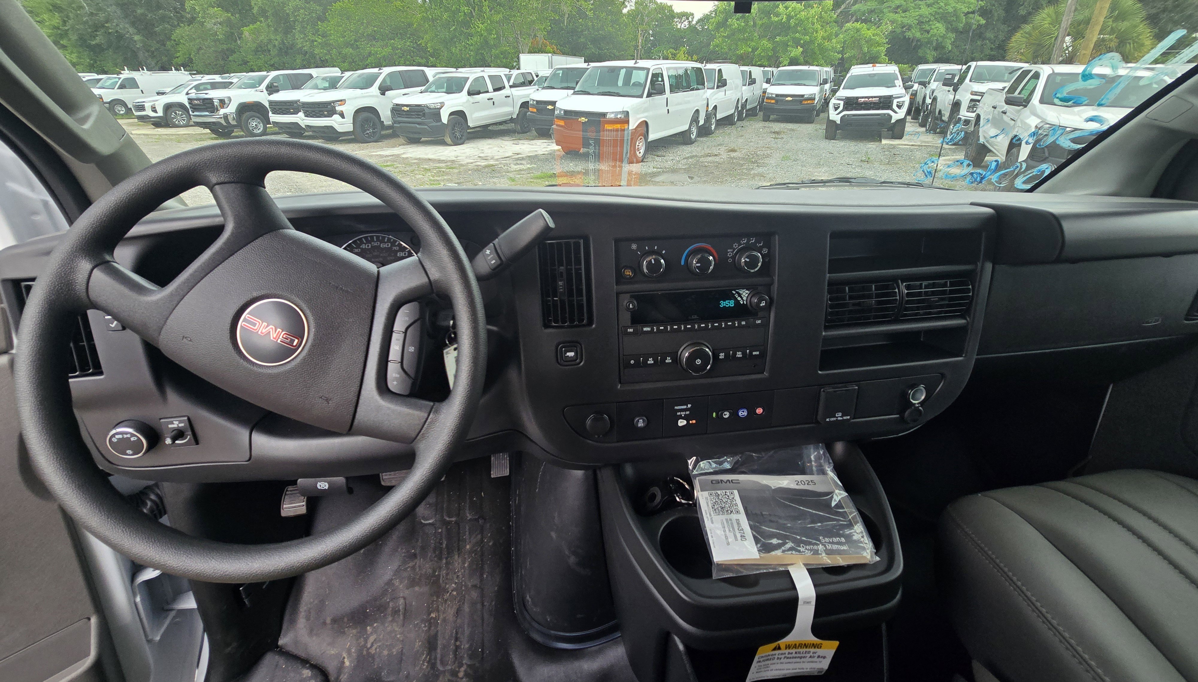 2025 GMC Savana Cargo Work Van - Photo 15