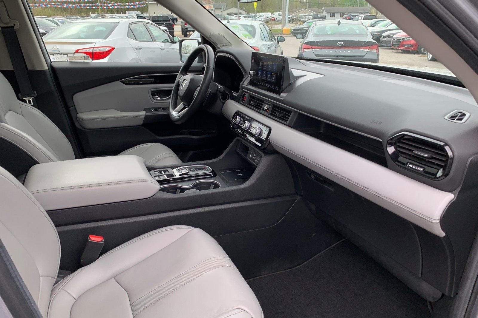 Certified Used 2023 Silver Honda Touring image 20