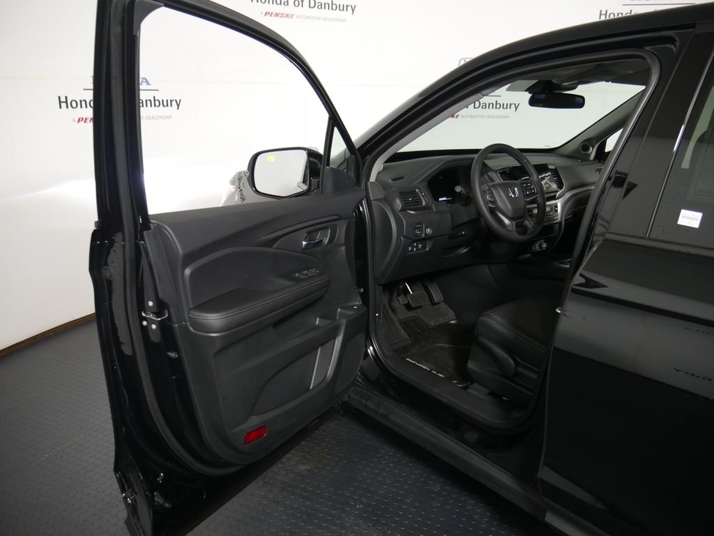 2026 Honda Ridgeline Sport - Photo 12
