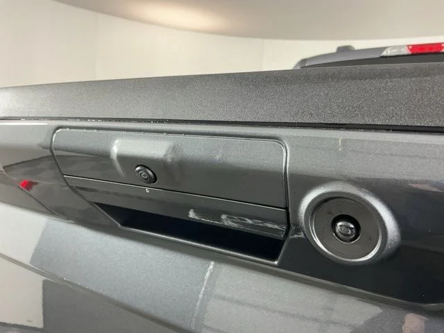 New 2026 Carbonized Gray Metallic Ford XLT image 8
