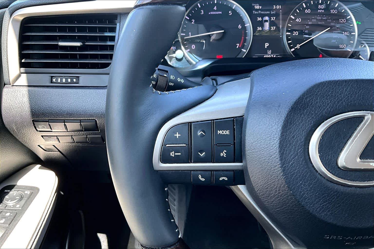Used 2018 Silver Lining Metallic Lexus  image 22