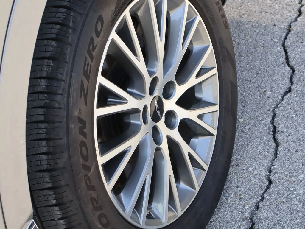 Used 2026 Silver Genesis 2.5T image 39
