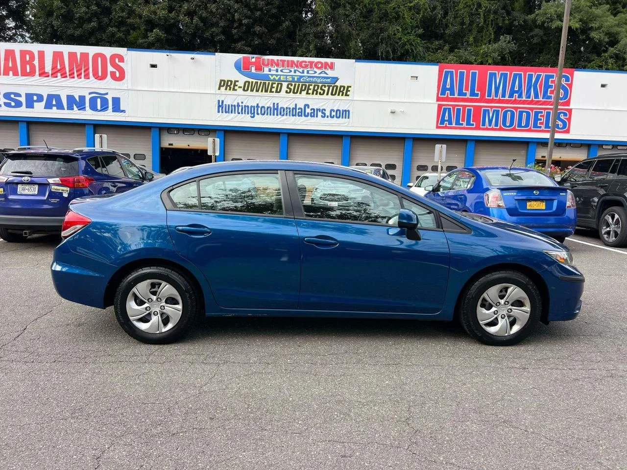 Used 2013 Blue Honda LX image 5