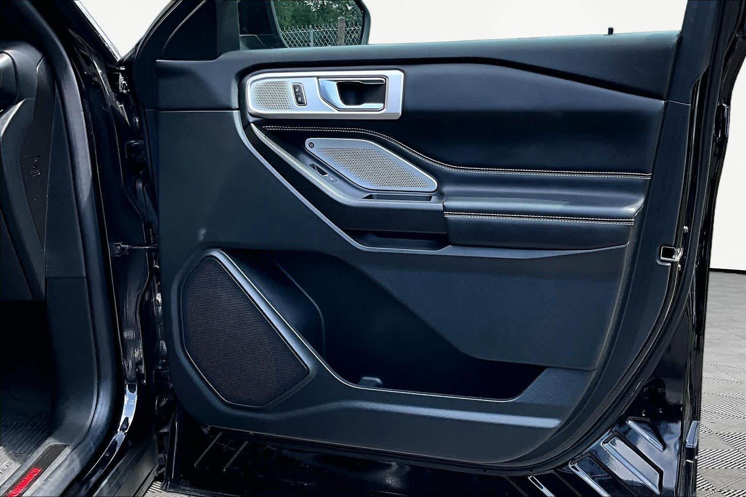 Used 2020 Agate Black Metallic Ford ST image 44