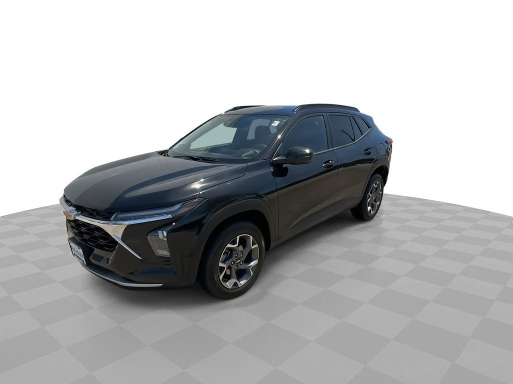 Used 2025 Black Chevrolet LT image 4
