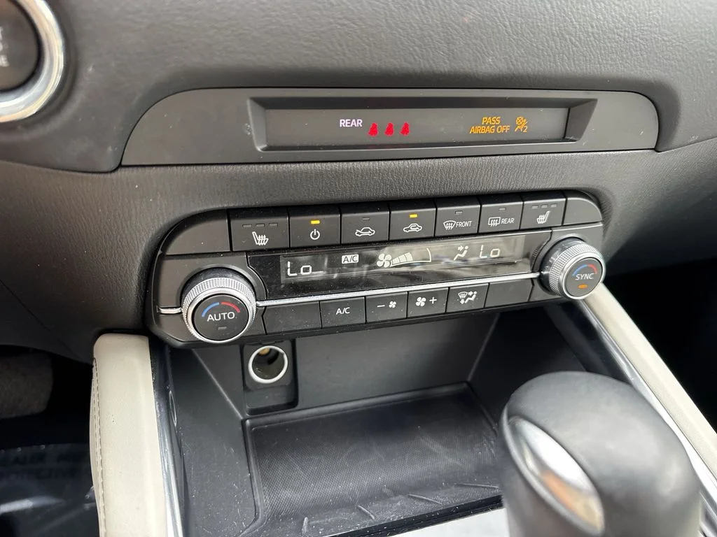 Used 2023 Rhodium White Metallic Mazda 2.5 S Premium Package image 51