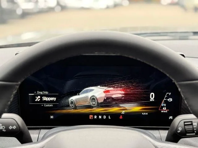 2026 Ford Mustang EcoBoost Fastback - Photo 15