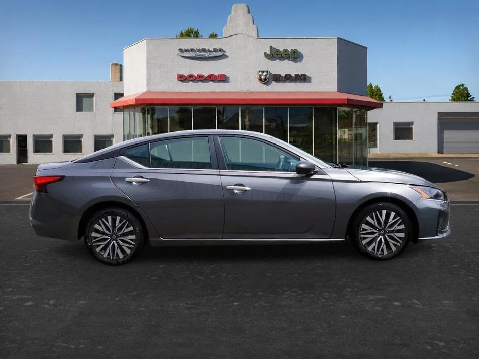 Used 2025 Gun Metallic Nissan SV image 8