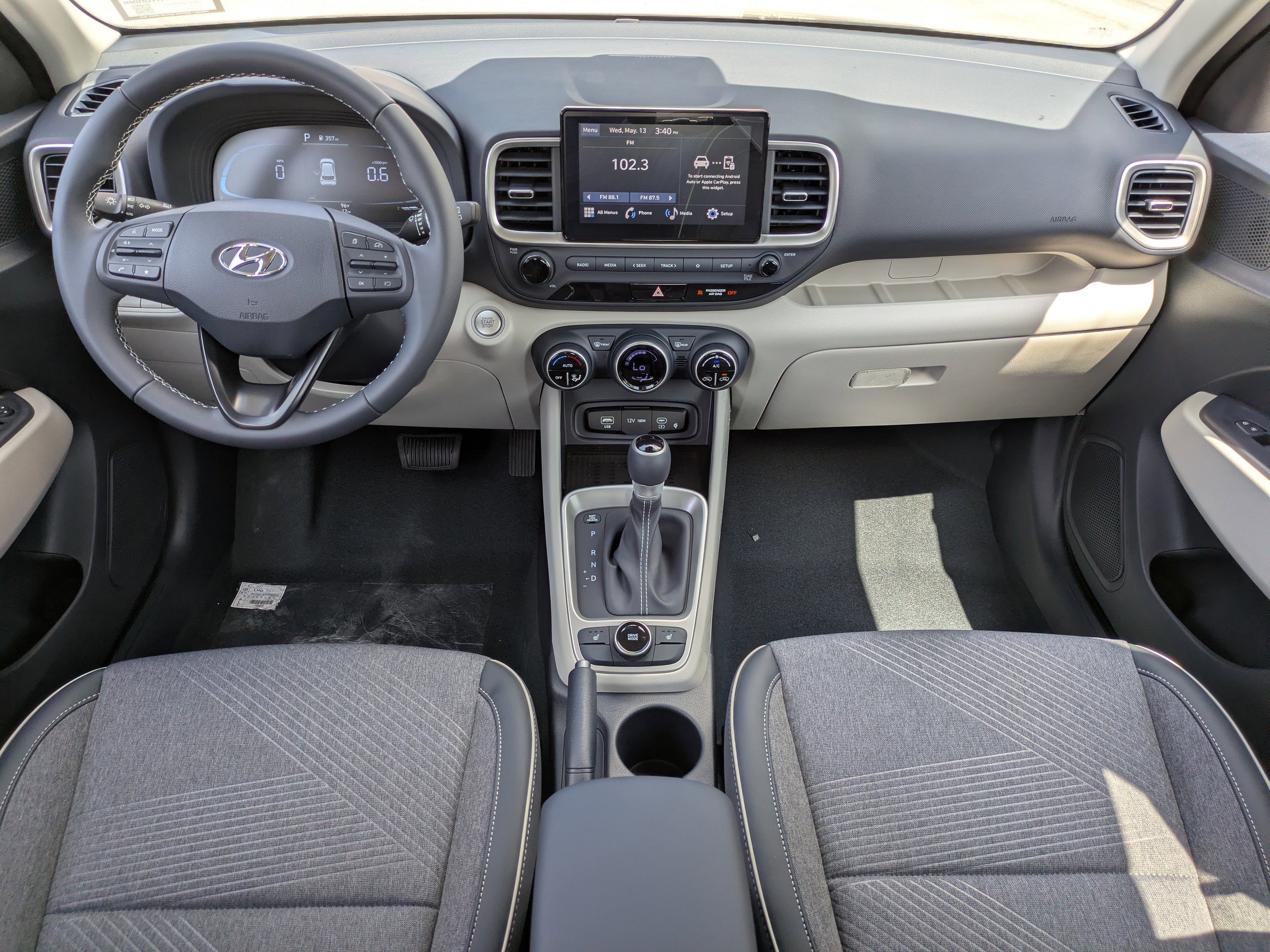 New 2026 Denim w/White Roof Hyundai SEL w/Two-Tone Roof image 12