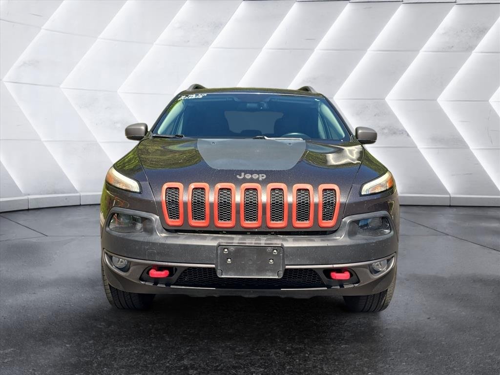 Used 2016 Gray Jeep Trailhawk image 8