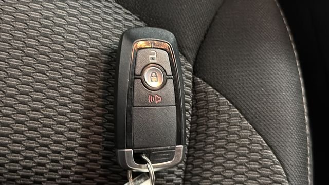 Used 2018 Burgundy Velvet Metallic Tinted Clearcoat Ford XLT image 38