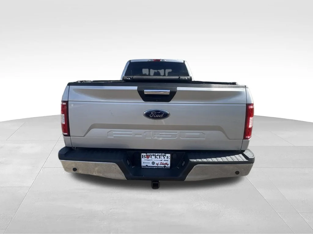 Used 2018 Silver Ford XLT image 4