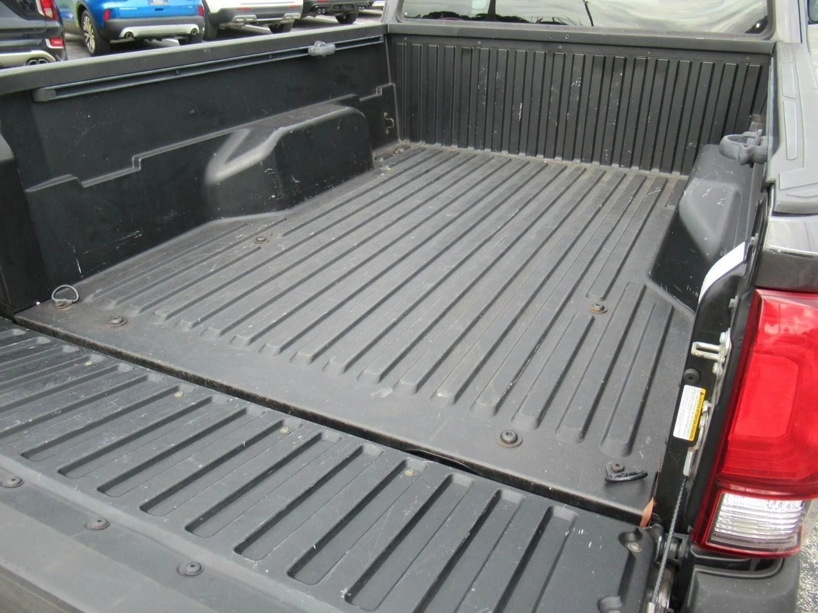 Used 2019 Silver Toyota SR image 8