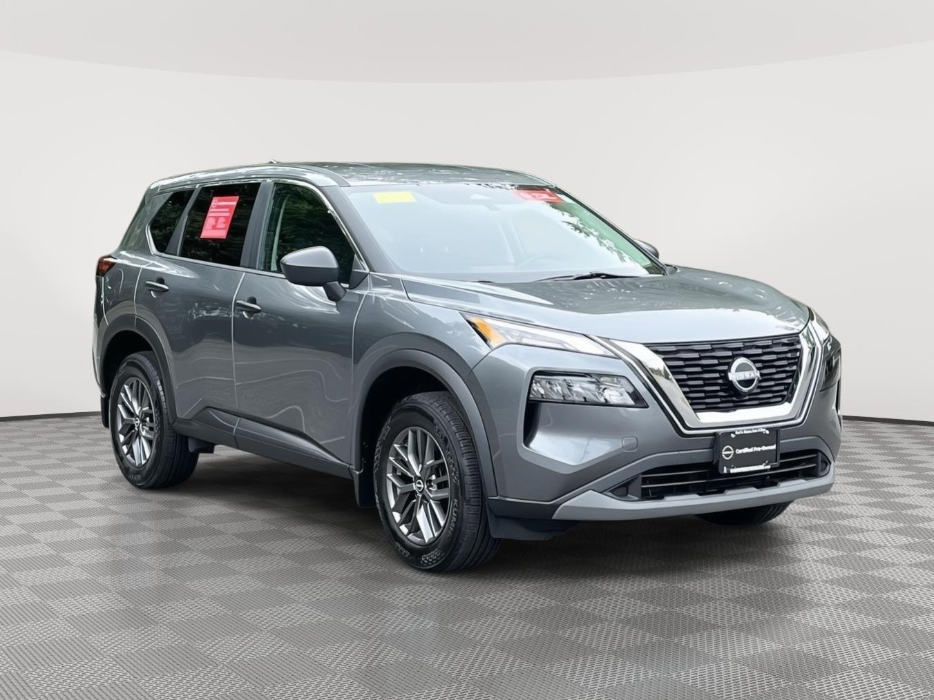 Used 2023 Gun Metallic Nissan S image 3