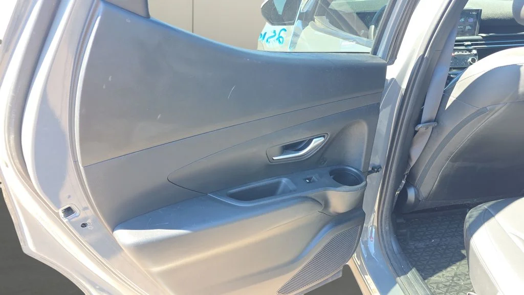 Used 2025 Gray Hyundai SEL image 15
