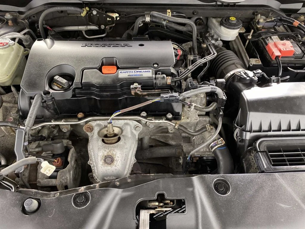 Used 2016 Gray Honda LX image 28