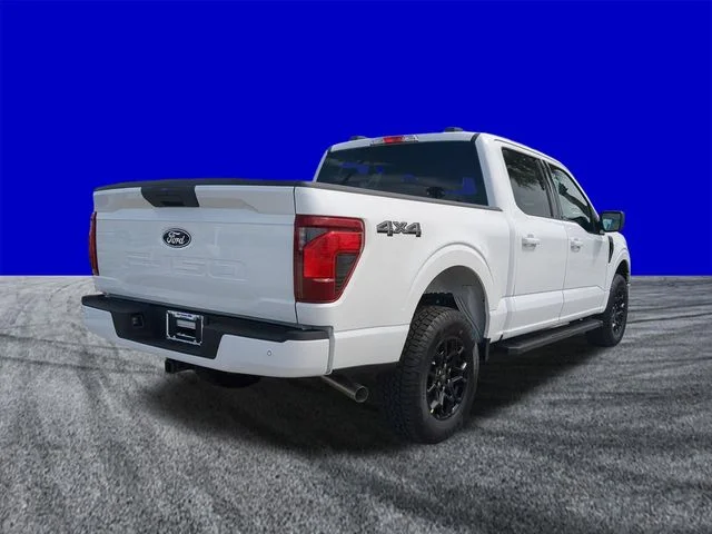 New 2026 Oxford White Ford XLT image 4