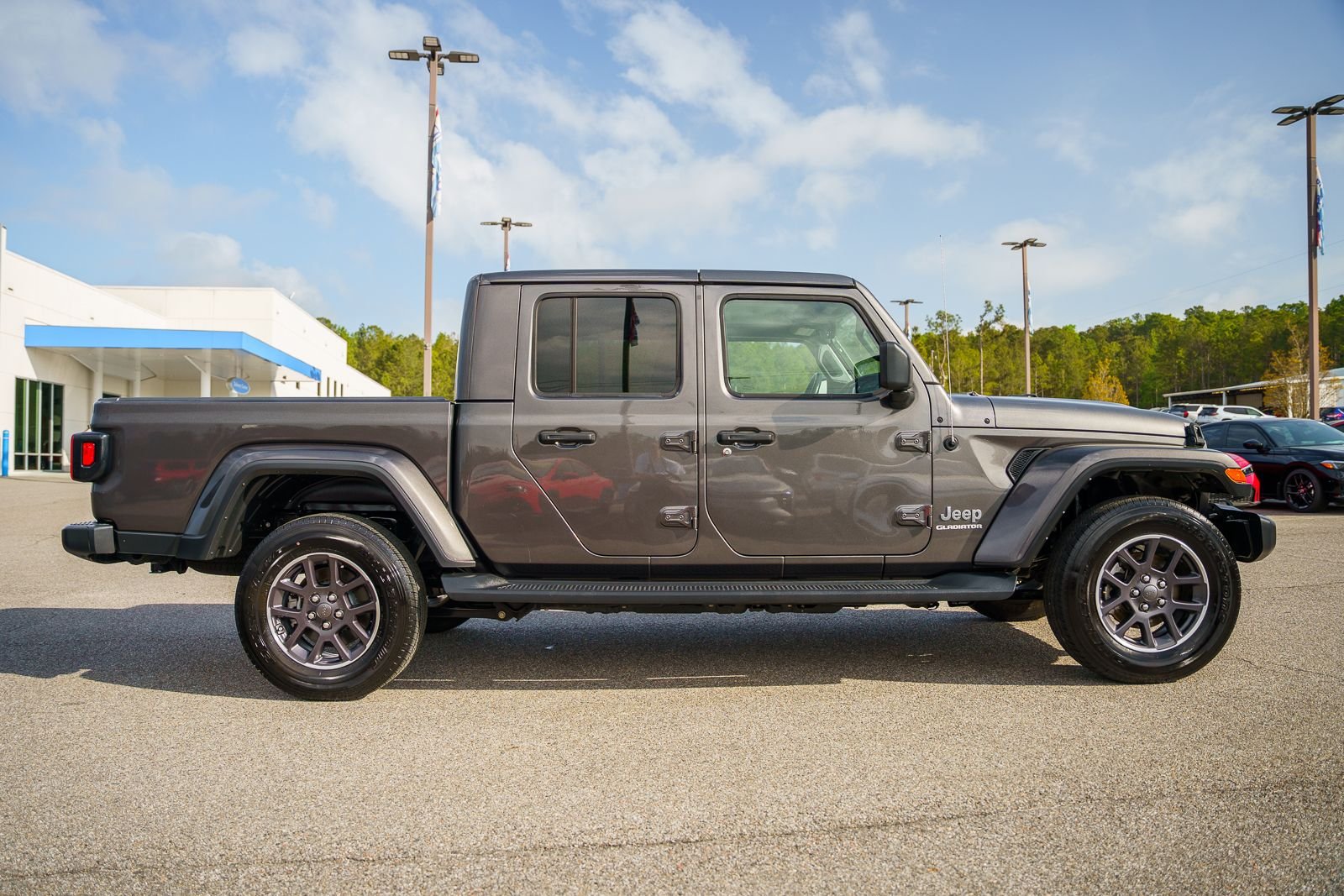 2022 Jeep Gladiator Overland - Photo 10