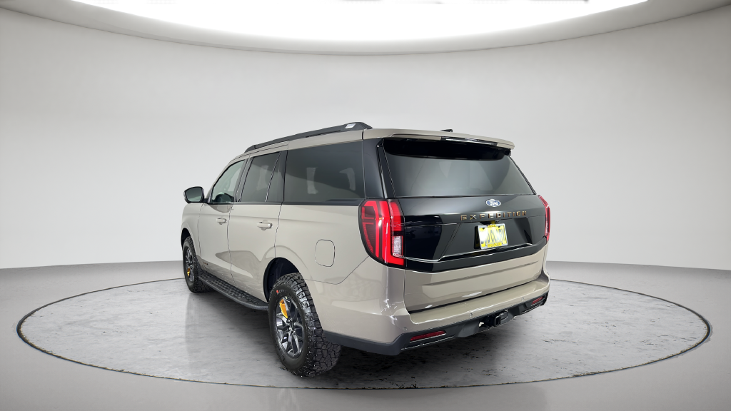 New 2027 Marsh Gray Ford Tremor® image 10
