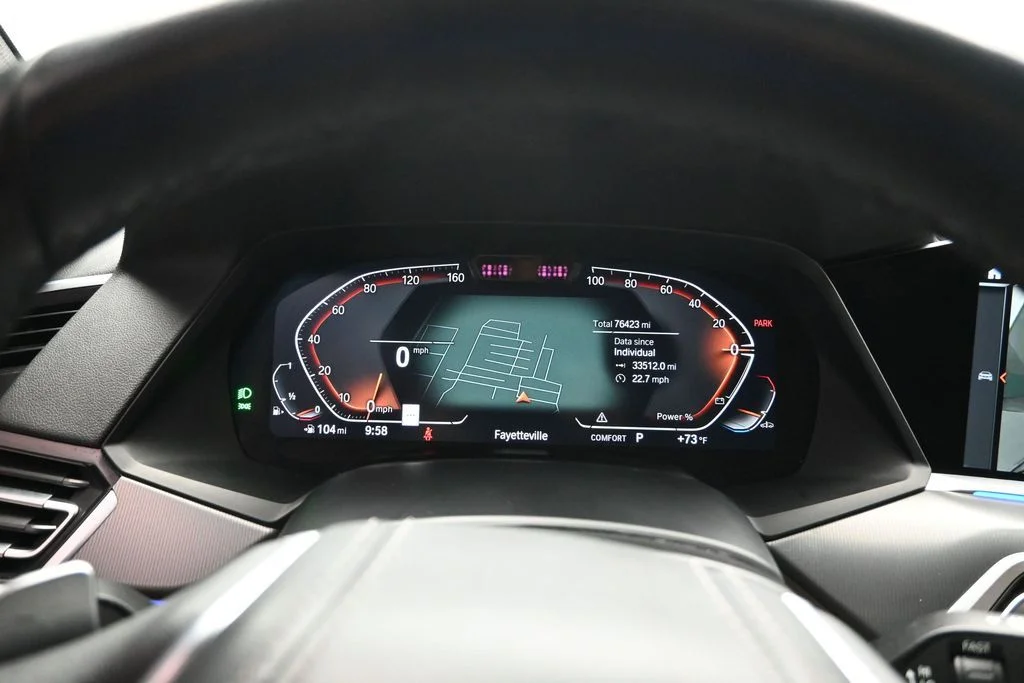 Used 2022 White BMW sDrive40i image 19