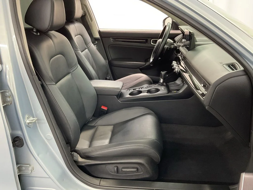 2023 Honda Civic Touring - Photo 30