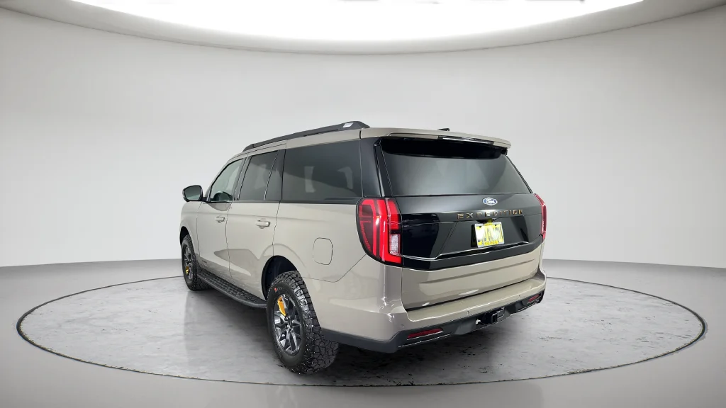 New 2027 Gray Ford Tremor image 10