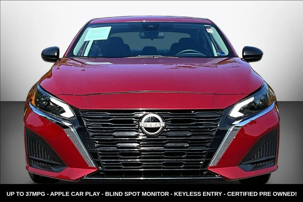 Used 2024 Red Nissan 2.5 SV image 2