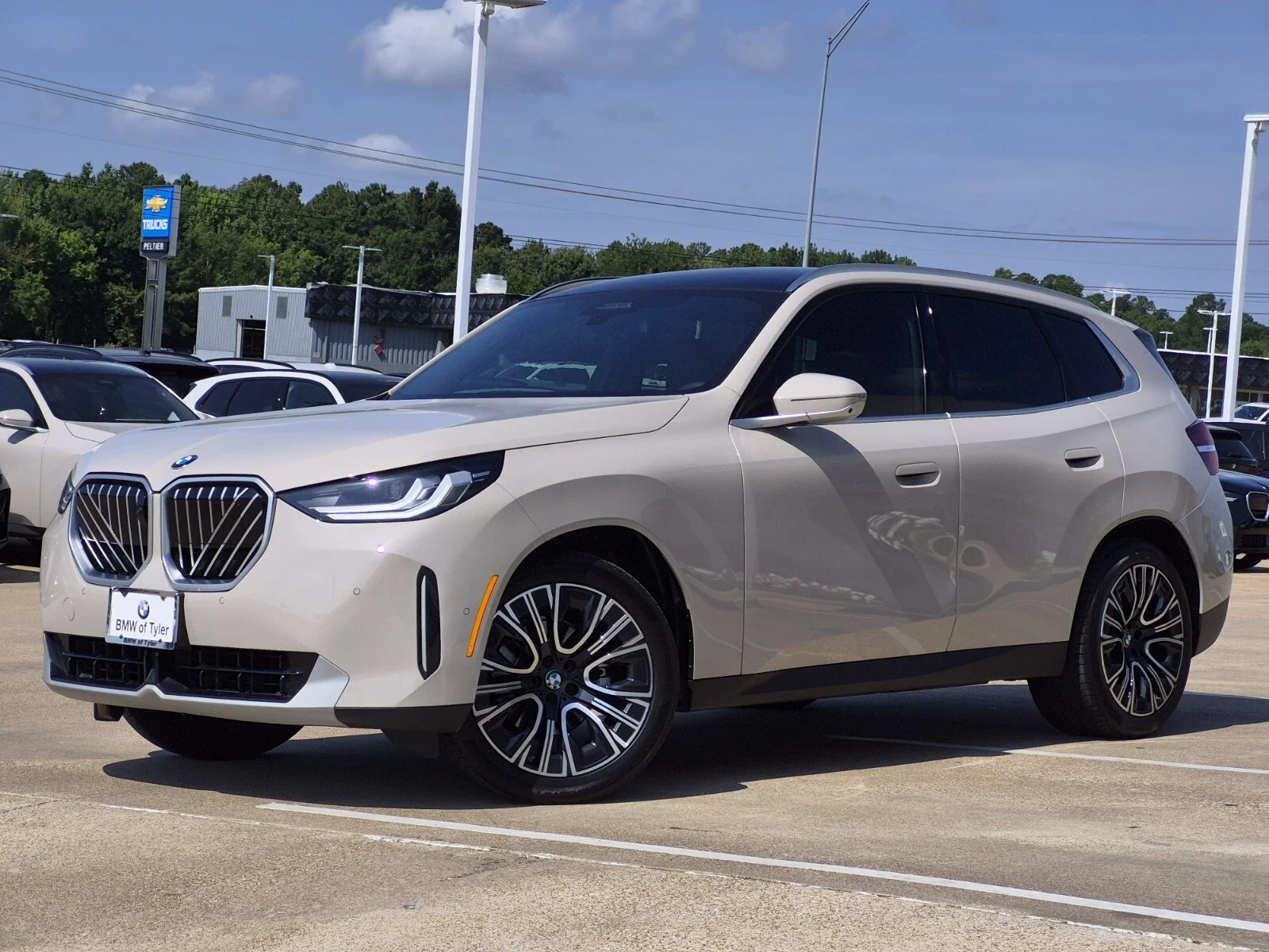 2025 BMW X3 30 XDRIVE's photo