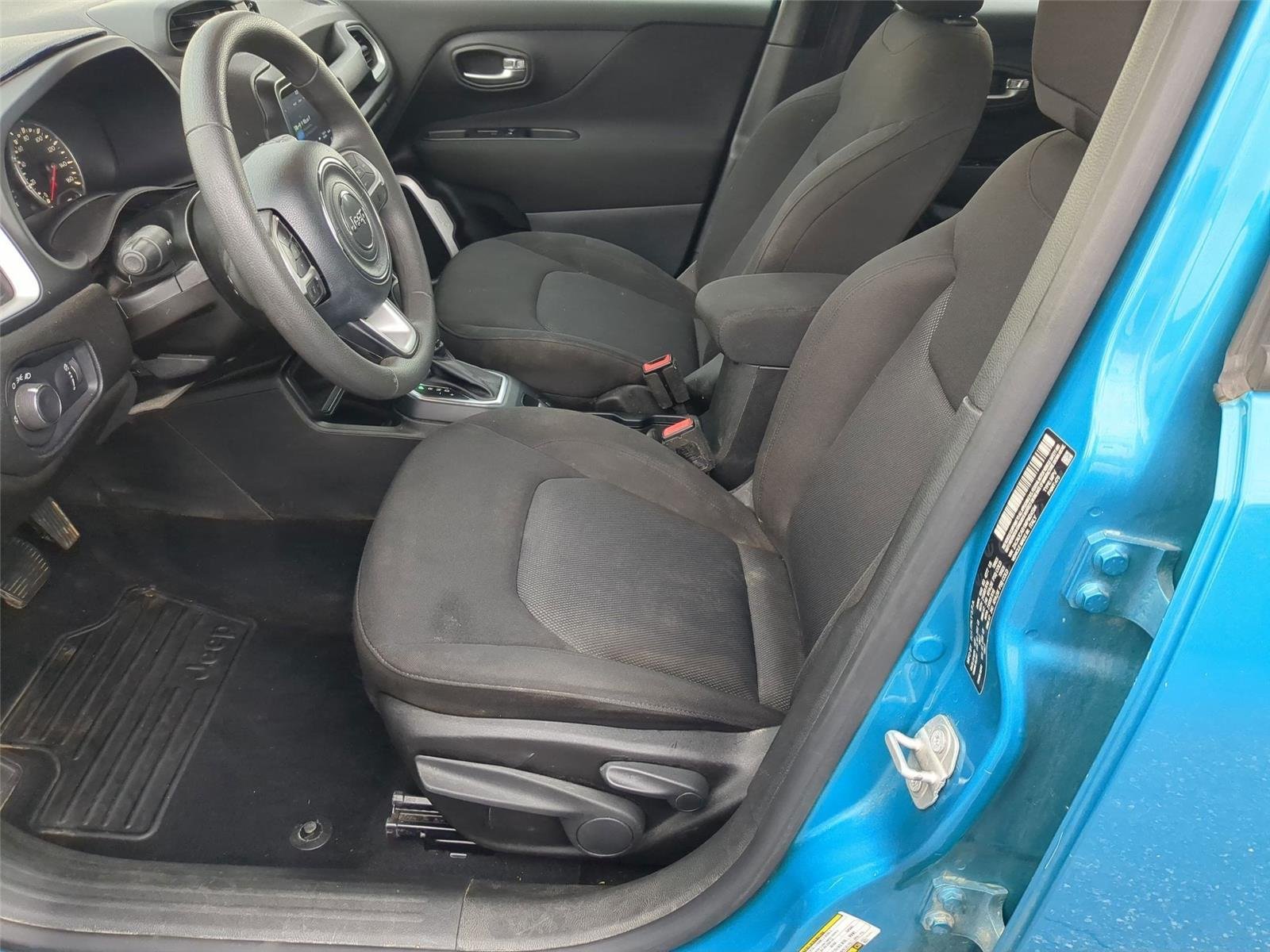 Used 2021 Bikini Metallic Clearcoat Jeep Sport image 17