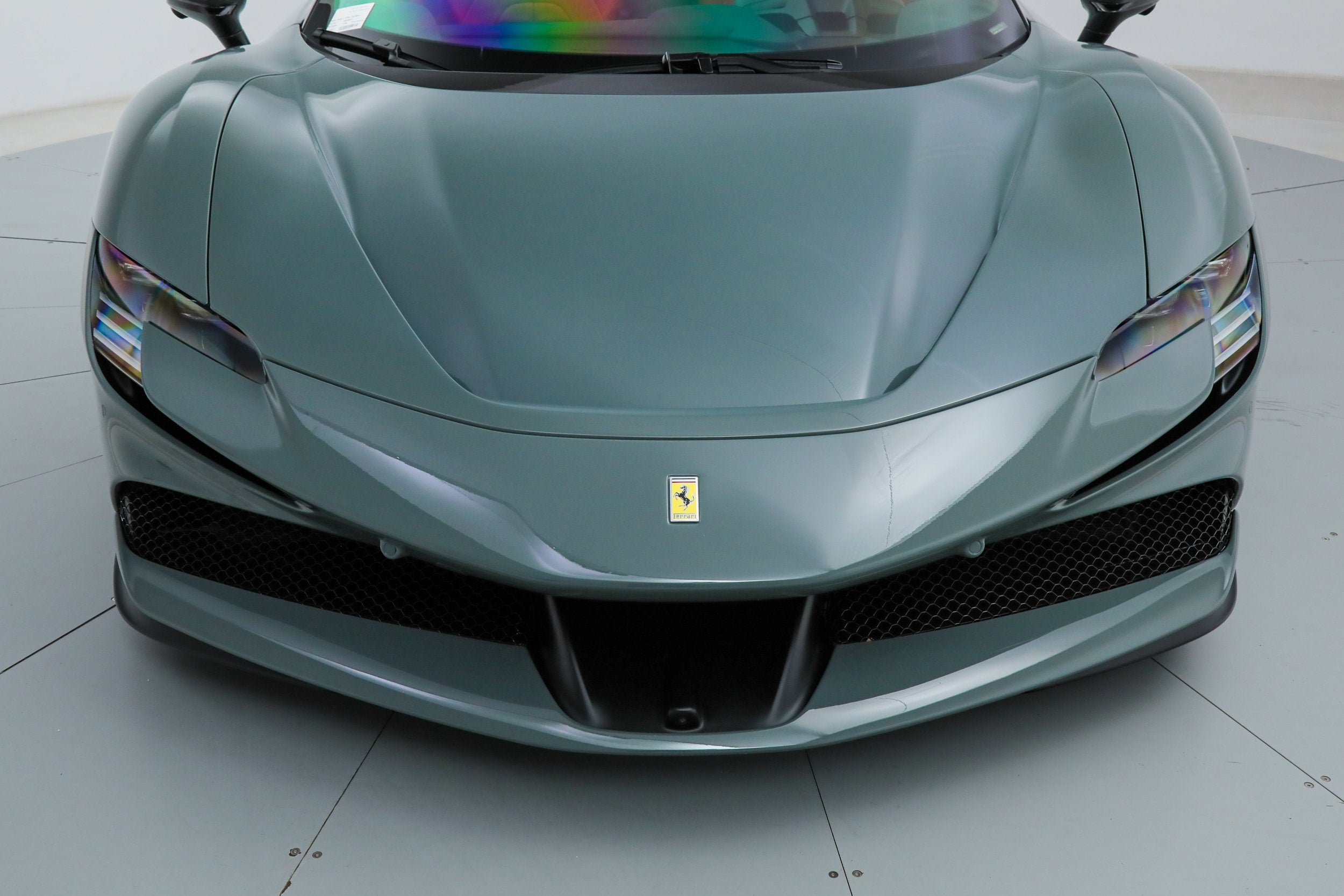 Certified Used 2025 Grigio Medio Ferrari  image 15