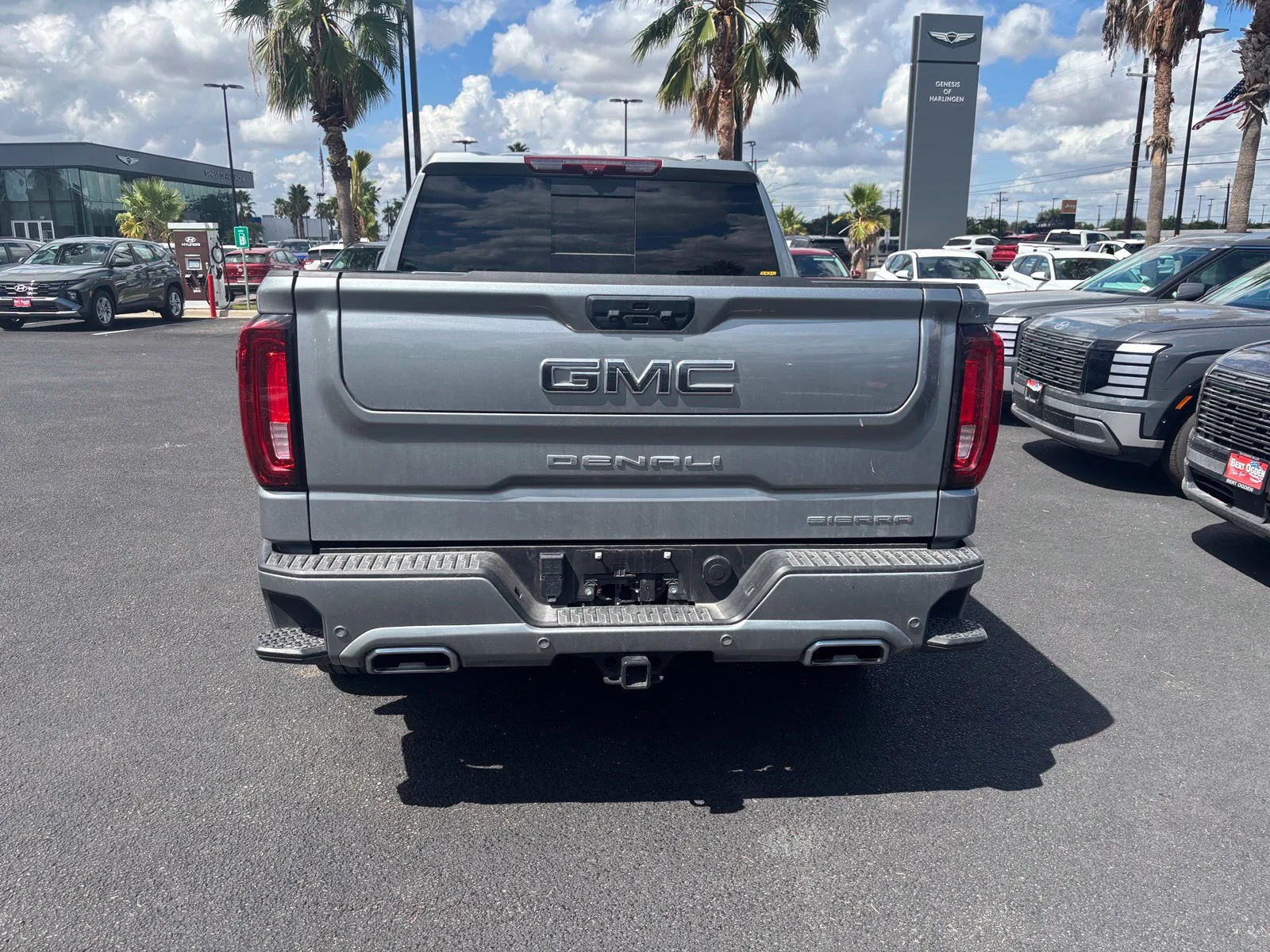 Used 2025 Silver GMC Denali Ultimate image 5