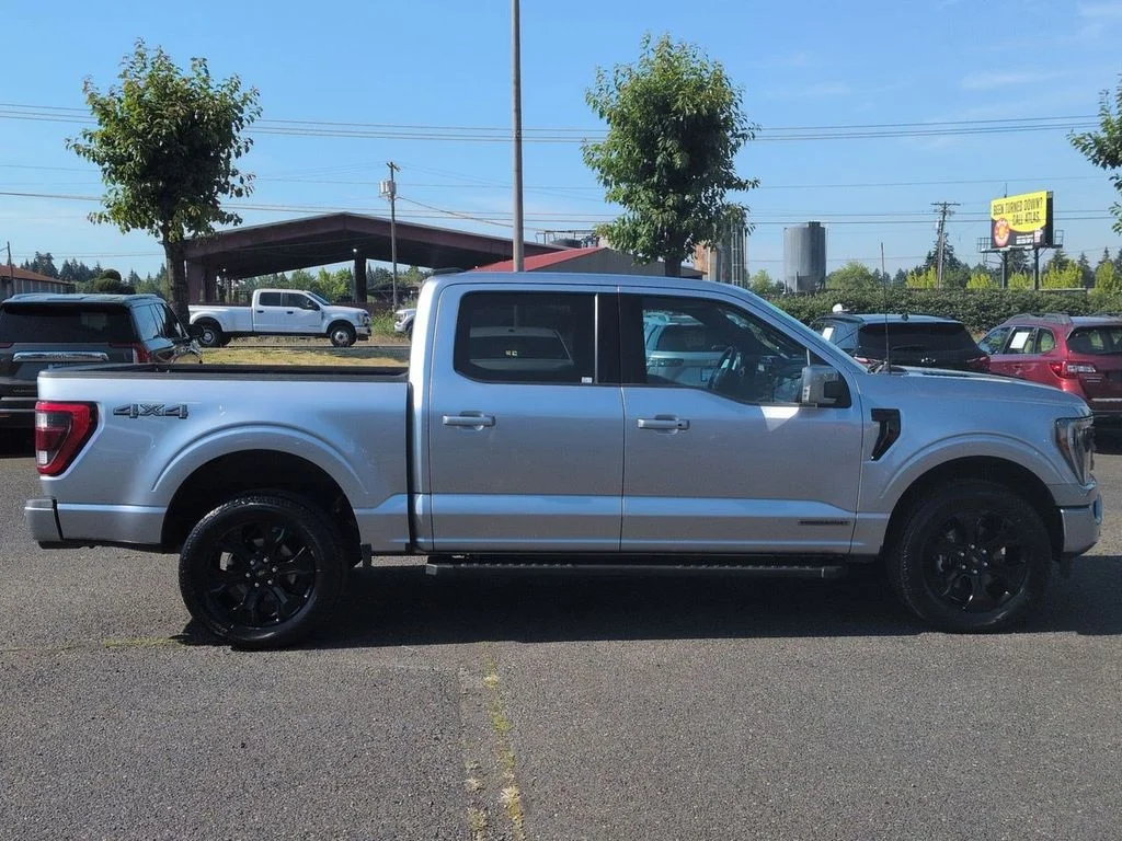 Used 2023 Silver Metallic Ford Lariat image 6