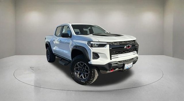 Pre-Owned 2025 Chevrolet Colorado ZR2 4WD 4D Crew Cab