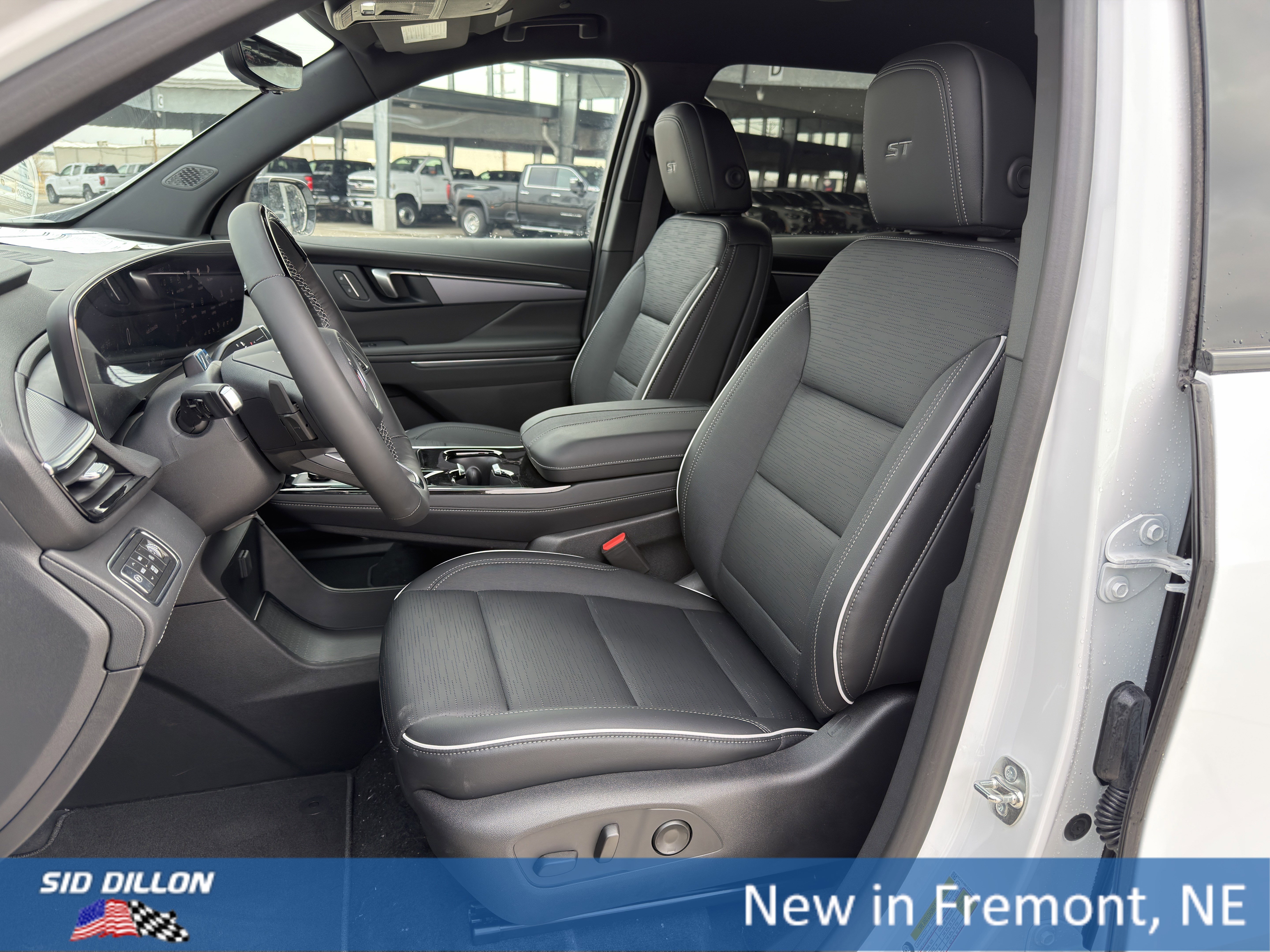 2026 Buick Enclave Sport Touring - Photo 18