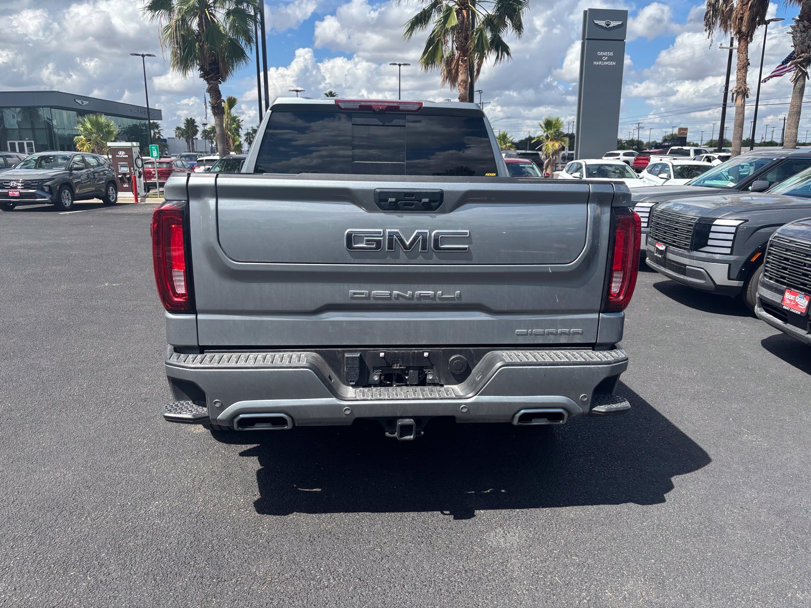 Used 2025 Silver GMC Denali Ultimate image 5