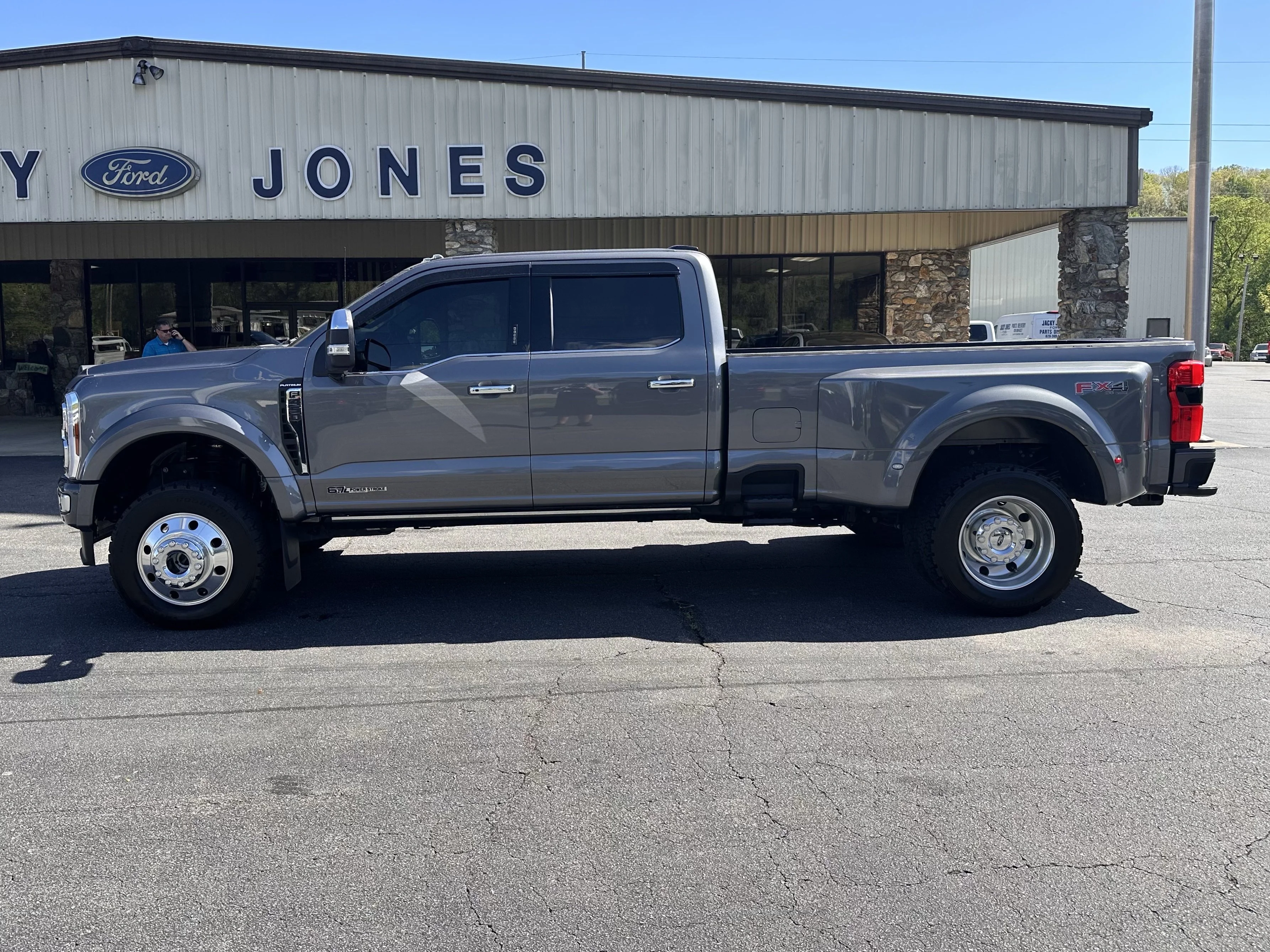 2024 Ford F-450 Platinum 4x4 Crew Cab 8' Box DRW's photo