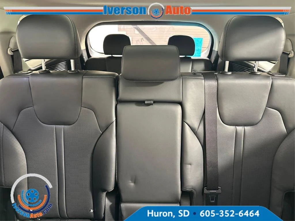 Used 2024 Everlasting Silver Kia S image 26