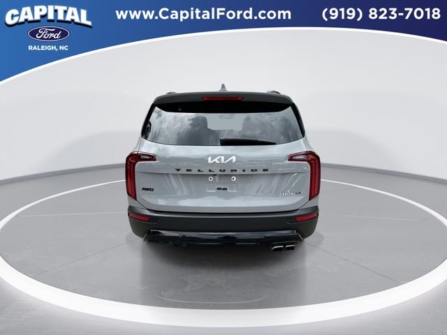 Used 2022 Gray Kia EX image 7