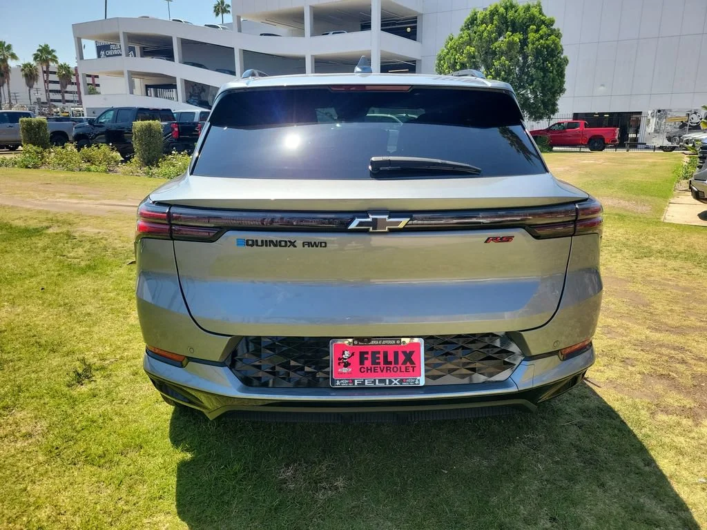 Used 2024 Sterling Gray Metallic Chevrolet RS image 6