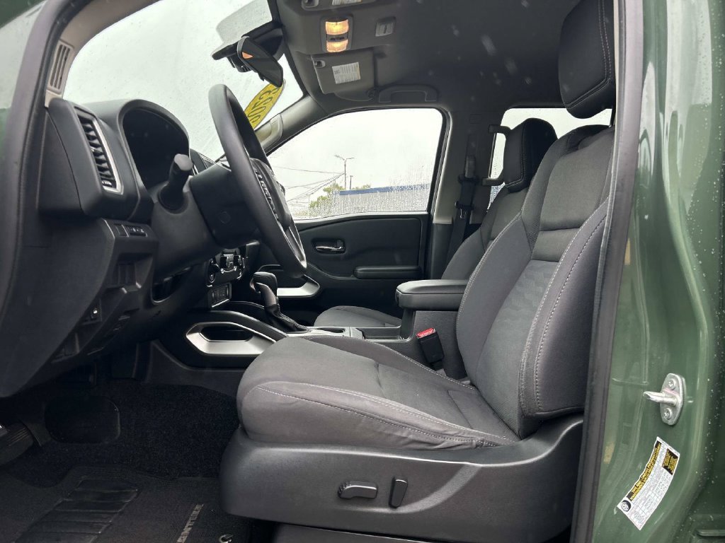 Used 2023 Green Nissan SV image 11
