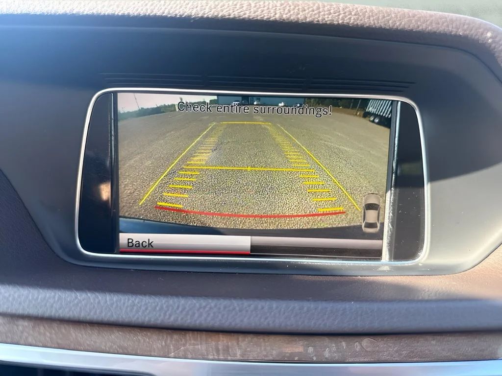 Used 2014  Mercedes-Benz E 350 Luxury image 20
